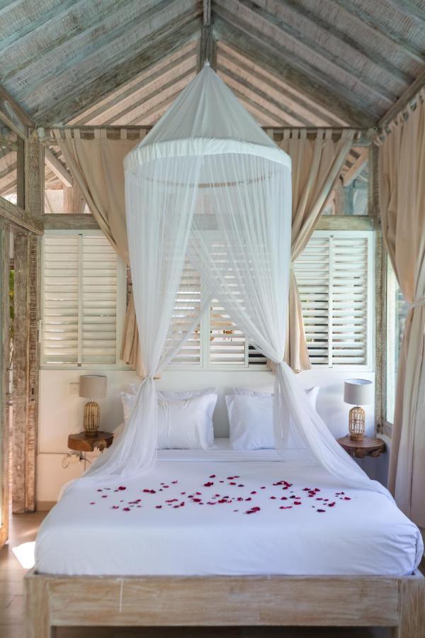 Cocowhite Villa Seminyak  Exterior photo