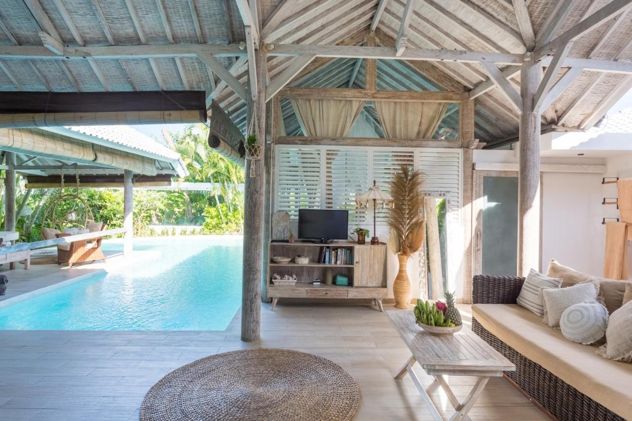 Cocowhite Villa Seminyak  Exterior photo