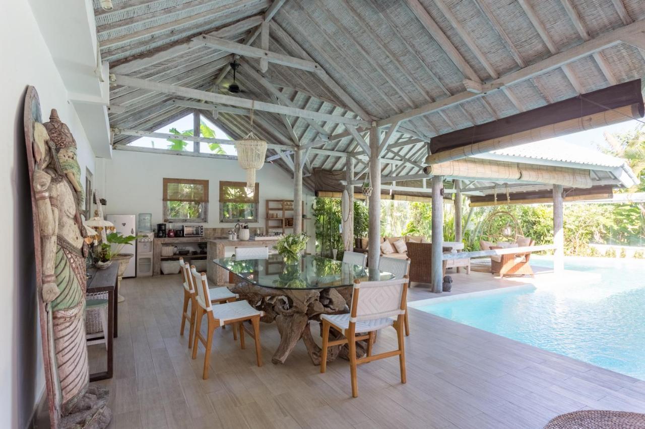 Cocowhite Villa Seminyak  Exterior photo